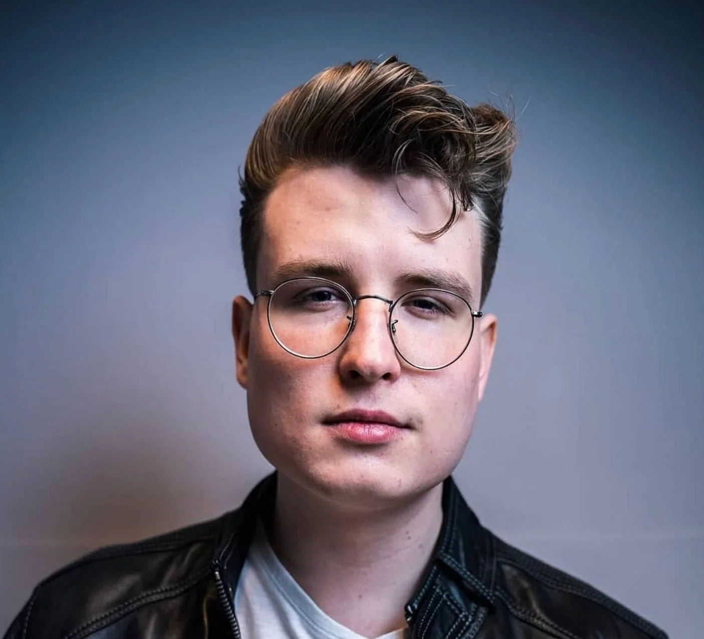 Firm/Weightless Hold | Anti-Gravity Matte Paste - Image 4